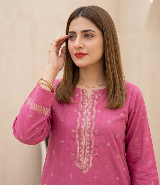 Magenta Muse – 3-Piece Luxury Suit with Elegant Embroidery